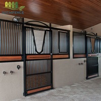 Panneaux d'écuries robustes pour l'extérieur et l'intérieur Conception modulaire pour la ferme de ranch et les installations équestres Stable