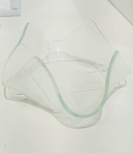 เชิงเทียนแก้วเป่าด้วยมือสไตล์ทันสมัยพร้อมขอบร่องลวดลายดอกไม้สำหรับงานแต่งงานและโอกาสพิเศษของตกแต่งบ้านที่หรูหรา - Product Image 4