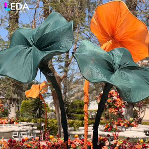Decoración para Eventos y Bodas LEDA, Nuevo Telón de Fondo Metálico Colorido Personalizado con Grandes Flores de Loto - Product Image 2