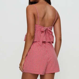 ชุดเซ็ตสองชิ้นสไตล์ Y2K น่ารักสำหรับผู้หญิง เสื้อครอปสายเดี่ยวคอลึก ช่วงเอวยางยืด กางเกงขาสั้นใส่สบาย ลายสก็อตเซ็กซี่ ชุดฤดูร้อนสำหรับผู้หญิง - Product Image 2