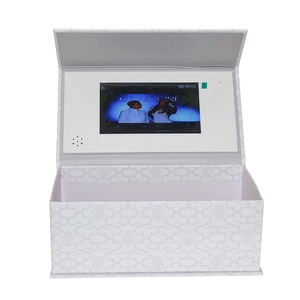 Popular OEM ODM 7 4,3 pulgadas Hd pantalla <span class=keywords><strong>de</strong></span> vídeo <span class=keywords><strong>folleto</strong></span> personalizado caja <span class=keywords><strong>de</strong></span> tapa dura para comenzar el negocio <span class=keywords><strong>de</strong></span> publicidad mostrar - Product Image 1