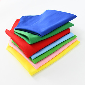 Bandana triangular personalizada para mascotas de varios colores sólidos de algodón Premium de Venta caliente - Product Image 2