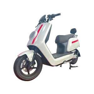 Moto Elettrica da Corsa ad Alta Velocità Urban Attack 72V2000W con Batteria Intercambiabile, Freno a Disco, Certificata EEC COC per Adulti - Product Image 3