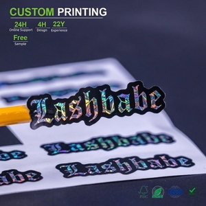 Etichette Olografiche Personalizzate all'Ingrosso, Adesivi Riflettenti con Font Gotico Arcobaleno per Branding di Prodotti per Ciglia - Product Image 1