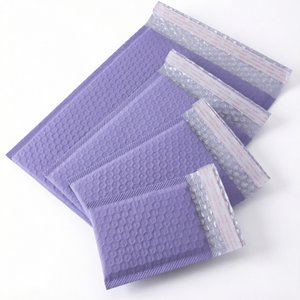 Enveloppe d'expédition personnalisée avec logo, enveloppe en polyéthylène rembourrée à bulles de couleur violette, imprimée, pour vêtements, cosmétiques, électroniques - Product Image 1