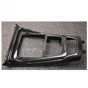 Panneau de commande central intérieur de voiture en fibre de carbone pour Mercedes Benz A35 A45 CLA45 W177 W118 intérieur en fibre de carbone - Product Image 3