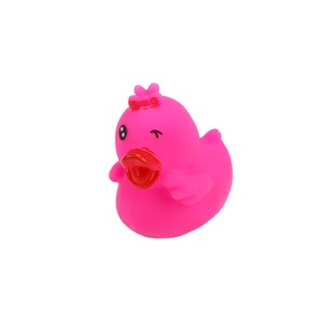 2024 gran venta de juguetes de silicona con logotipo personalizado, juego de juguetes de baño de animales para bebés, juguetes de baño de vinilo de PVC de goma flotante para niños pequeños - Product Image 2