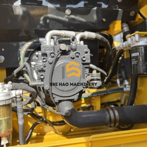 Excavatrice sur chenilles hydraulique Komatsu PC160LC-7 d'occasion, 16 tonnes, efficace, robuste, faible nombre d'heures, pour travaux municipaux - Product Image 2
