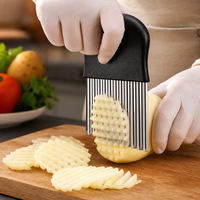 Golfvormige snijmes voor wafels, friet, groenten, aardappelen, wortelen en uien van roestvrij staal.