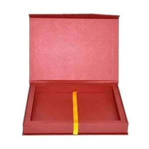 Caja de embalaje rígida impresa con diseño de queso, palomitas de maíz, fragancias, bolsos, exfoliantes, bálsamos y whisky de lujo - Product Image 4