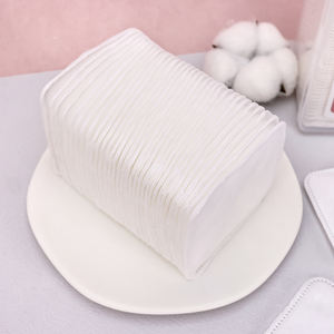 100 pièces personnalisables dissolvant de tampons de <span class=keywords><strong>coton</strong></span> carrés de grande taille pour le nettoyage du visage de soins personnels - Product Image 3