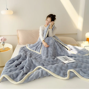 Manta de sofá de doble cara de forro polar y franela transpirable, agradable al tacto, de color liso, para cama y sofá, venta al por mayor. - Product Image 4