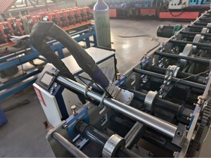 Ống hồ sơ ống hình thành dây chuyền sản xuất thép vuông và tròn ống thép mạ kẽm Máy làm - Product Image 3