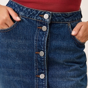 Gonna in denim da <span class=keywords><strong>donna</strong></span> vintage personalizzata di alta qualità, a vita alta, lavaggio scuro, con <span class=keywords><strong>bottoni</strong></span> e spacco, per <span class=keywords><strong>donna</strong></span> - Product Image 4