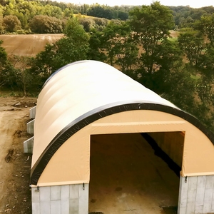 Capannone 50x100ft OEM/ODM con Struttura in Acciaio Resistente al Vento 100-150km/h, Magazzino, Ricovero per Camper con Portone Automatico per Hangar in Vendita - Product Image 2