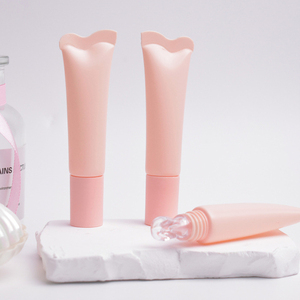 Vente en gros de luxe baume à lèvres à saveur de fraise SPF 50 crème hydratante crème solaire hydratante logo personnalisé soin des lèvres privé réparation - Product Image 3