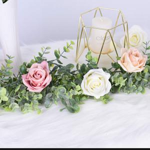 Guirnalda de Eucalipto Artificial Colgante, Planta Verde Resistente a los Rayos UV, Decoración para Arcos de Boda, Paredes, Interiores y Exteriores - Product Image 5