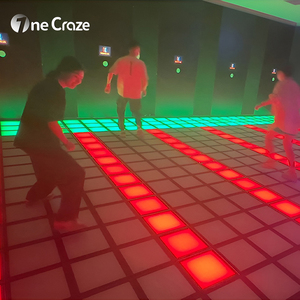 Piste de danse interactive pour enfants avec LED, étanche IP65, capacité de charge de 300 kg, contrôle DMX externe pour utilisation en intérieur - Product Image 4