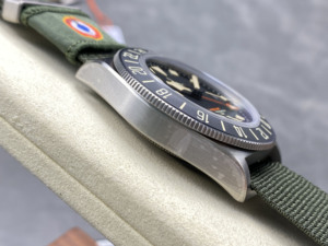 Precio al por mayor Deportes GMT Movimiento 42mm Titanio Zafiro Luminoso Resistente al agua Marca de lujo <span class=keywords><strong>Relojes</strong></span> Tudores - Product Image 5