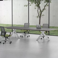 Nouveau mobilier de bureau commercial au design moderne : postes de travail en cubicle, tables et chaises de bureau ergonomiques avec bureau pour ordinateur portable