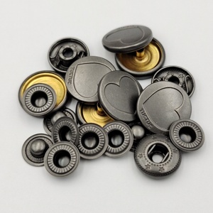 Nút áo kim loại đồng thau, không niken, kích thước <span class=keywords><strong>27L</strong></span>, 4 phần, kiểu bấm, có thể tùy chỉnh logo, dùng cho quần áo - Product Image 1