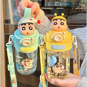 Vaso con pajita para niños de Crayon Shin-chan, gran capacidad, con correa para uso escolar, vaso de plástico para bebidas, diseño de dibujos animados - Product Image 3