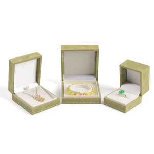 Chen lu tùy chỉnh sang trọng màu xanh lá cây nhung đồ trang sức Hộp nhẫn, lót mềm, ren đồ trang sức bao bì hộp. - Product Image 3