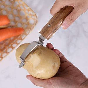 Pelador de acero inoxidable con mango de madera, utensilios de cocina <span class=keywords><strong>necesarios</strong></span>, pelador de frutas y verduras - Product Image 3
