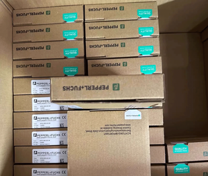 เซ็นเซอร์อุตสาหกรรม Pepperl + Fuchs รุ่นใหม่ UB250-F77-E0-V31 P + F เซ็นเซอร์ตรวจจับแบบอัลตราโซนิก UB250-F77-E2-V31 - Product Image 2
