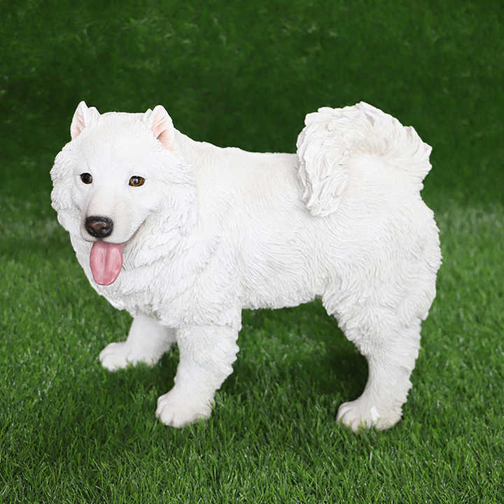 リアルなサイズのサモエド犬彫刻 - 屋外ガーデン装飾用レジン製フィギュア