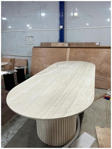 Tavolo da Pranzo in Travertino Lucidato Stile Wabi Sabi, Forma Ovale Morbida con Colonne Romane Scanalate, Arredamento Minimalista per Sala da Pranzo - Product Image 2
