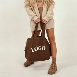 Sacs fourre-tout en toile de coton surdimensionnés personnalisables (logo, couleur, taille) – Réutilisables, durables, pour le week-end, les courses, le sport - Product Image 3
