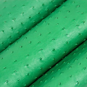 Pelle Sintetica PVC di Alta Qualità con Texture 3D Effetto Struzzo, Spessore 1.3mm, per Borse, Valigie e Decorazioni Sceniche - Product Image 2