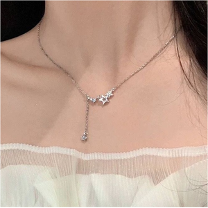 Collana da Donna con Ciondolo a Stella Delicato Micro-Pavé in Zirconia Cubica, Trendy, Geometrico, con Micro-Nappa, in Lega XinRui, per la <span class=keywords><strong>Vita</strong></span> <span class=keywords><strong>Quotidiana</strong></span> - Product Image 1