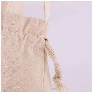 ขายส่งที่กำหนดเองสีขาวกระเป๋าลิปกลอสน้ำหอมขวดบรรจุภัณฑ์ด้านล่างรอบธรรมชาติ Drawstring ผ้าใบผ้าฝ้ายขวดเทียนถุง - Product Image 3