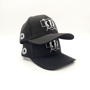 Casquette de golf OEM personnalisée en maille perforée avec logo, 6 panneaux, visière légèrement incurvée, fermeture snapback, patch en caoutchouc imperméable, motif léopard, style sportif - Product Image 3