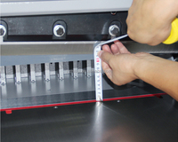 Cortadora de Papel Hidráulica Automática de Alta Precisión MILES 6710PX en Venta, Máquina de Corte de Papel Infrarroja de 30 mm, 100 mm, 670 mm