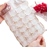 Vente en gros de bac à glaçons de qualité alimentaire Sac en plastique étanche design 24 carrés scellés pour congélateur Pochette de rangement pour cuisine, bar et fête