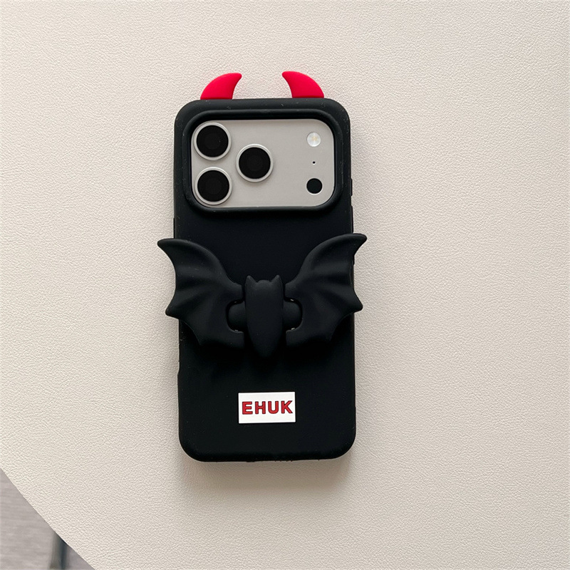 Murciélago negro cuerno del diablo