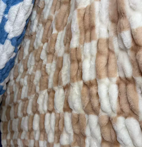 Mantas fruncidas de doble cara de piel sintética de conejo, lujosa manta de visón de piel ponderada Reversible suave de 60x72 pulgadas, color blanco - Product Image 6