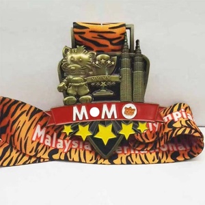 Lo <span class=keywords><strong>smalto</strong></span> morbido <span class=keywords><strong>giallo</strong></span> Premium aumenta i medaglioni del premio sportivo della maratona nazionale - Product Image 3