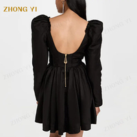 Vente en gros, design personnalisé pour femmes, fleur avec corset rembourré, mini fermeture éclair cachée dans le dos, manches longues, robes courtes décontractées