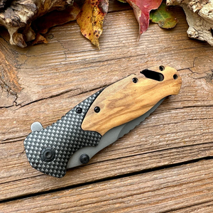 Coltello Tascabile con Manico in Legno e Incisione di Pesce/Squalo, Coltello Pieghevole Incidibile, Regalo di Natale <span class=keywords><strong>per</strong></span> la <span class=keywords><strong>Cucina</strong></span>, Disponibile negli USA - Product Image 4