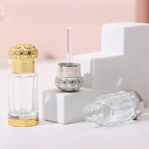 Frascos de Perfume Estilo Árabe de 3ml, 6ml, 12ml - Botellas de Vidrio <span class=keywords><strong>para</strong></span> Aceite de Agarwood <span class=keywords><strong>con</strong></span> Tapas de Aleación de Zinc, Diseño Sellado, Personalizables - Product Image 3