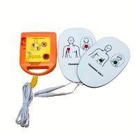 Appareil de formation AED miniature portable KyrenMed avec électrodes d'entraînement, défibrillateur externe automatique AED