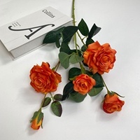Hochwertige 5-Köpfige Künstliche Seidenrosen Rote Weiße Rosen Blumen für Heimdekoration zu Weihnachten Hochzeit Valentinstag
