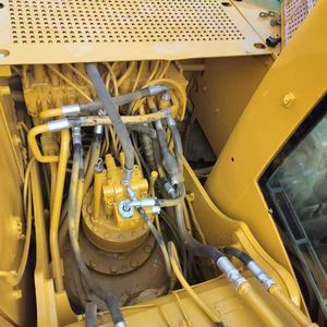 Chenille hydraulique d'occasion pour excavatrice Cat 320CL avec composants essentiels : moteur, boîte de vitesses, roulement, fabriqué au Japon - Product Image 6