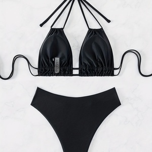 Nouvelle conception, ensemble de bikini deux pièces noir à découpes, asymétrique à une épaule, avec soutien-gorge push-up à séchage rapide et bas string en V pour femme - Product Image 2