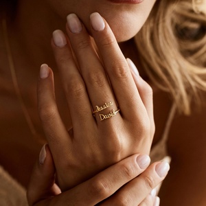Anneau personnalisé en acier inoxydable neuf, double nom, plaqué or, cadeau <span class=keywords><strong>de</strong></span> Saint-Valentin, d'anniversaire pour les amoureux et les amis - Product Image 6