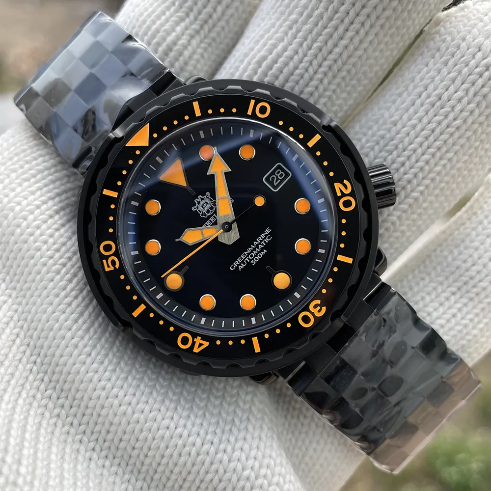 Steeldive New Arrival Watch! SD1975XT Japan Movement NH35 300M Waterproof PVD Black Stainless Steel Red Luminous Dive Watch